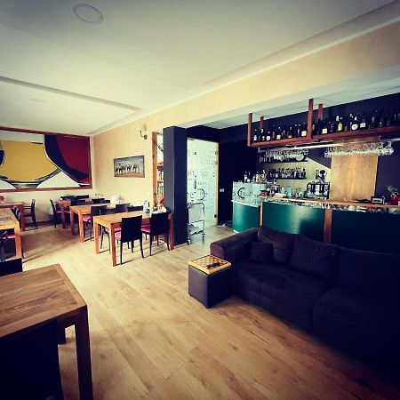 B&B Noce Zagreb Buitenkant foto