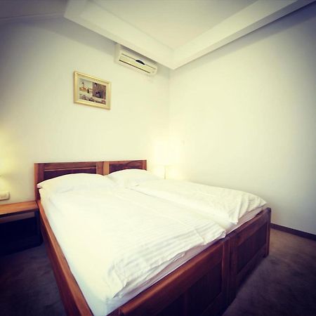 B&B Noce Zagreb Buitenkant foto